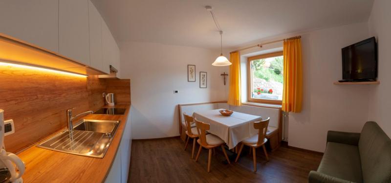 Appartment Kirch Neuhaus Laion Buitenkant foto